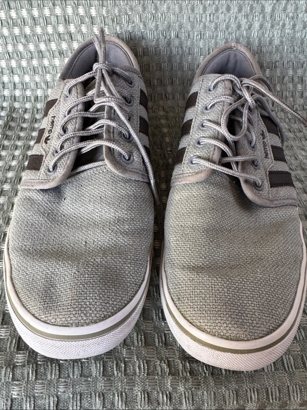 Adidas Seeley Skate Men's Casual Canvas Lace-Up Shoes - Gray with Black Stripes